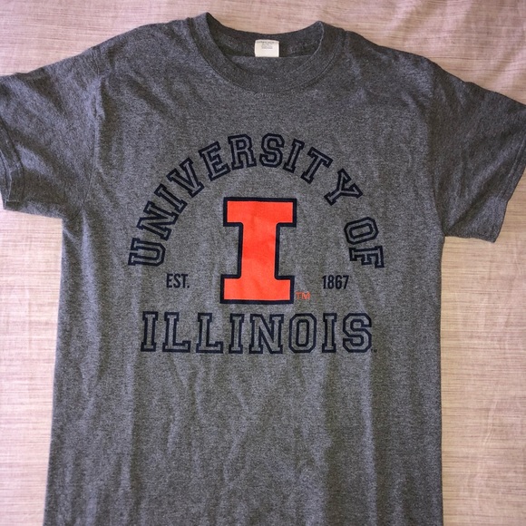 Gildan Graphic Tee Bundle - Picture 2 of 5